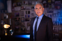 بريطانيا تلغي تأشيرة الإعلامي معتز مطر وتضعه على قائمة المراقبة