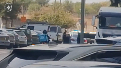 الشرطة: اعتقال خلية بشبهة سرقة سيارات تجارية في هرتسليا