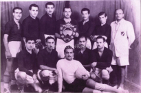  صورة نادرة تجمع لاعبي فريق النادي الرياضي الاسلامي بيافا عام 1948