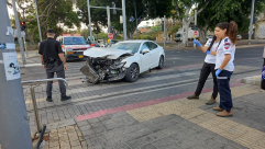 3 إصابات طفيفة بحادث طرق بين مركبتين في يافا 