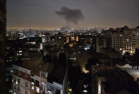 إسرائيل تهاجم إيران وتعلن استهداف حي بطهران لكبار قادة الحرس الثوري