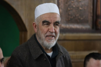 الشيخ رائد صلاح هنيئا لمن صلى في المسجد الأقصى المبارك