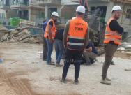  اصابة متوسطة لعامل من اللد داخل ورشة بناء بشوهام