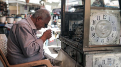  فيديو: من يافا إلى غزة - الساعاتي فايق نصر يحاول الحفاظ على مهنته 