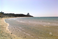  تأجيل موعد افتتاح موسم السباحة في شواطئ البلاد