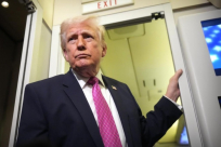 ترامب يبلغ معاونيه باستعداده لإنهاء حرب إيران حتى مع إغلاق مضيق هرمز