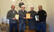 وفد برئاسة الشيخ رائد صلاح يزور الشيخ مشهور فواز