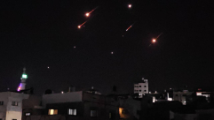 صفارات إنذار في شمال البلاد ودوي انفجارات قوي