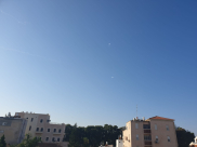 صافرات الانذار تُدوي في سماء اللد والرملة والقدس وضواحيها 