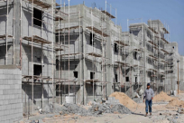 معطيات: أجر العامل اليهودي أعلى من العربي بـ35%