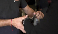 اعتقال مشتبه بقتل شقيقه من مجد الكروم 