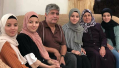 التوائم الأربعة.. من خطر الإجهاض إلى حفظ القرآن والتفوق بالتوجيهي