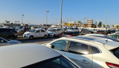 البلدية: مواقف السيارات بالأزرق والأبيض مجاناً لسكان تل ابيب ويافا والزائرين عبر تطبيقات الدفع