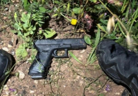 الرملة: الشرطة تُعلن اعتقال مشتبه في حي الجواريش أشهر سلاحاً وحاول الفرار