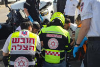 إصابة متوسطة وأخرى طفيفة بحادث طرق بين مركبتين في مدينة اللد