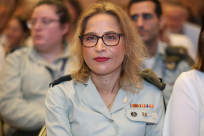 نقل المدعية المدعية العسكرية السابقة إلى المستشفى بعد تناولها كمية من الحبوب