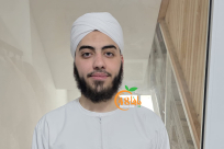 الشاب إبراهيم عادل مطر من يافا يُتم حفظ القرآن الكريم كاملاً 