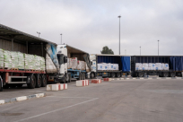 إسرائيل: إدخال 107 شاحنات محملة بمساعدات إنسانية إلى قطاع غزة 