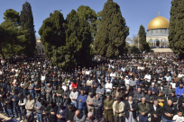 80 ألف مصلٍ أدّوا صلاة الجمعة الأولى في المسجد الأقصى