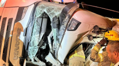 مصرع سائق شاحنة في حادث انقلاب على شارع 6