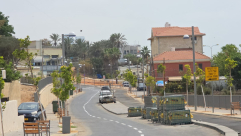 يافا: أصحاب المحلات التجارية في شارع كيدم ينددون بـ"ملاحقات البلدية"  