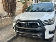 يافا: اعتداء على مركبة مواطن وإلحاق أضرار جسيمة. وصاحبها يتهم المستوطنين