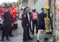 القدس: اصابة 4 اشخاص اثر اندلاع حريق بمنزل في حي رأس العامود