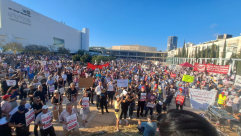 تظاهرة حاشدة في تل ابيب ضد الحرب على غزة