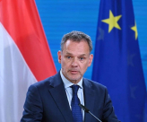 استقالة وزير خارجية هولندا بسبب رفض الحكومة اتخاذ إجراءات ضد إسرائيل