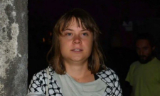 احتجاز الناشطة غريتا ثونبرغ وظروف اعتقالها تثير الجدل