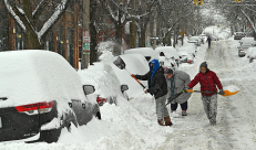 عاصفة "فيرن": 21 قتيلا بأميركا وانقطاع الكهرباء عن أكثر من 800 ألف منزل