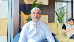 حجاج اللد والرملة يؤدون مناسك العمرة في أجواء إيمانية وتنظيم مميز