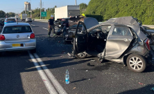 4 إصابات من يافا متوسطة بحادث طرق على شارع 42 