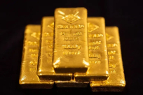 الذهب والنفط يحافظان على مكاسبهما وسط ترقب قرارات البنوك المركزية وتصاعد التوترات