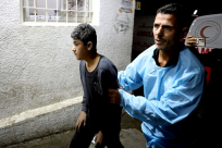 421 يومًا على الحرب: شهداء بقصف ونسف لمنازل سكنية شمالي القطاع