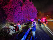 4 إصابات متوسطة جرّاء انقلاب سيارة أجرة قرب مطار بن غوريون