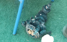 شظايا صواريخ تسقط في ساحة روضة أطفال باللد وتخلّف أضرارًا دون إصابات