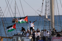 البحرية الإسرائيلية تهاجم سفن أسطول الحرية التركي المتجهة إلى غزة