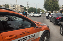 7 إصابات بحادث طرق بين مركبتين في مدينة الرملة 