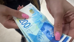 تحذير: عملات مزورة من فئة 200 شيكل تنتشر في الأسواق