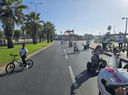  صور: أطفال يافا يستمتعون بركوب الدراجات في شوارع خالية بيوم "الغفران"