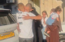 بعد عامين من المعاناة في غزة: عودة السيدة لميس عرقان واولادها إلى يافا