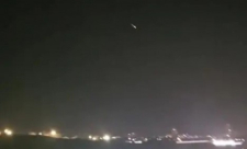 من جديد هجوم صاروخي  ..صافرات الانذار تدوى في يافا اللد والرملة وانحاء واسعة 