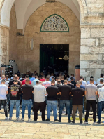 "عامر بالمصلين".. آلاف المصلين يؤدون صلاة الجمعة في باحات المسجد الأقصى المبارك "قبلة المسلمين الأولى".
