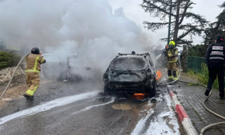 سلطة الاطفاء: مصرع شخص جراء سقوط قذيفة صاروخية على سيارته في مسغاف عام