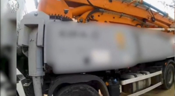 ضبط سائق شاحنة بدون رخصة يقود مركبة بوزن 35 طنًا على شارع 38